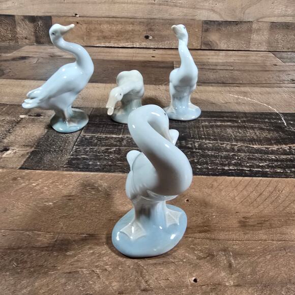 Lladro Little Duck Figurines - Set of 4 - Perfect Condition! - Picture 15 of 16